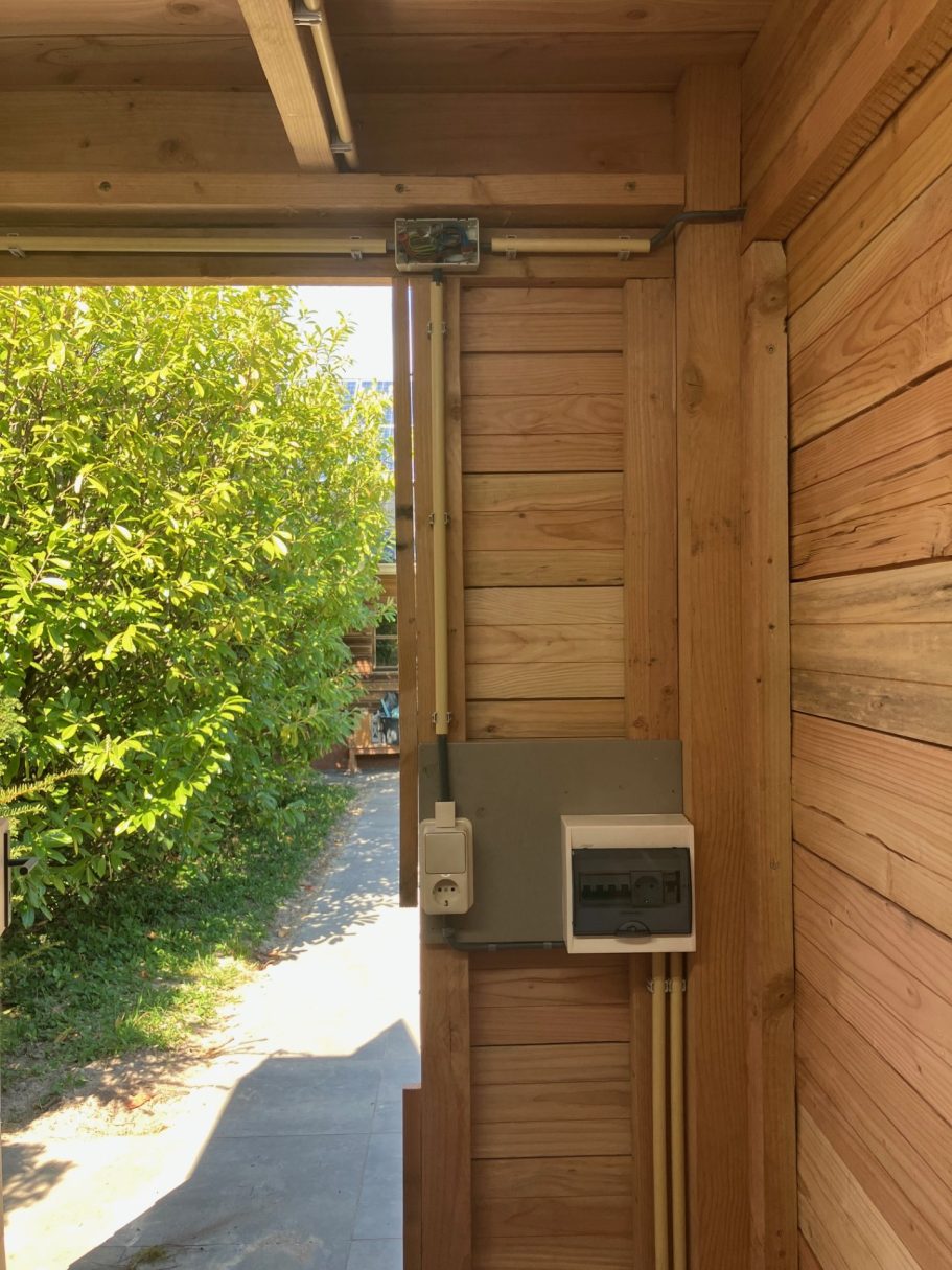 installatie tuinhuis
